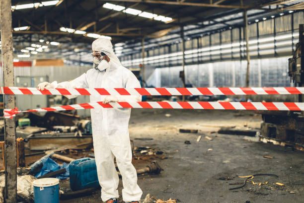 Professional Odor Removal technician working in Leslie, MO